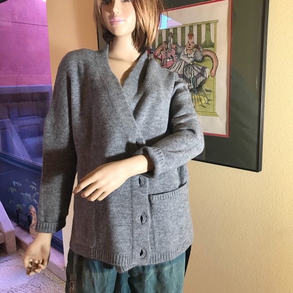 Zara Sweaters - Zara Gramps Cardigan Sweater all perfect sz 14